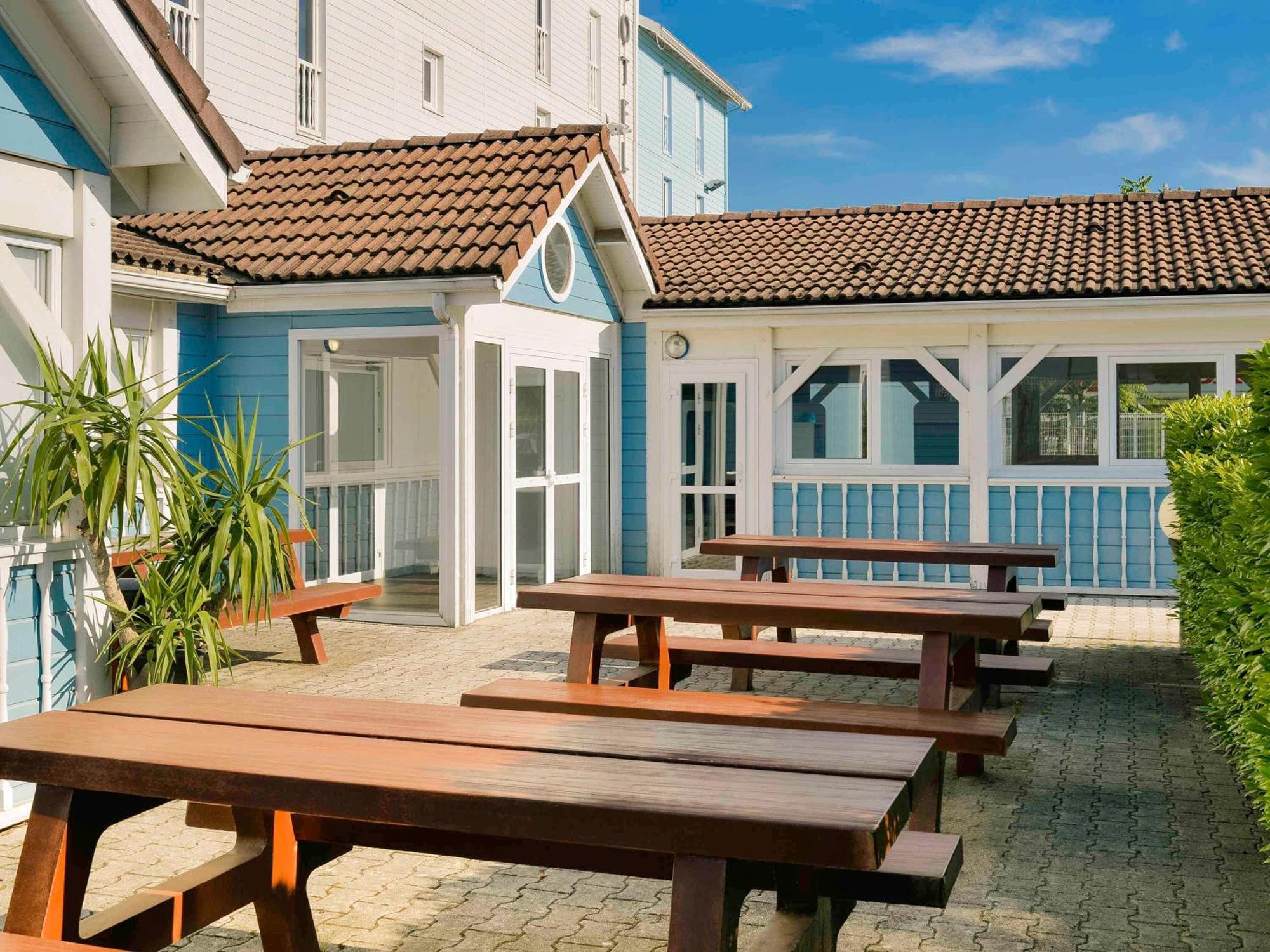 Ibis Budget Chambery Centre Ville Екстериор снимка